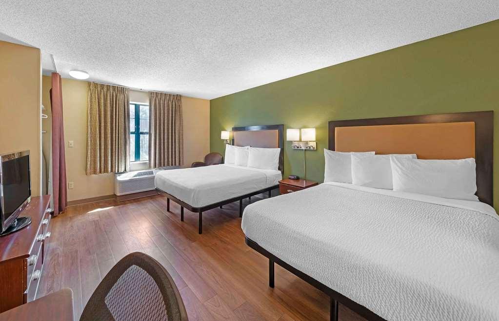 Extended Stay America Select Suites - Chicago - Naperville - West Room photo